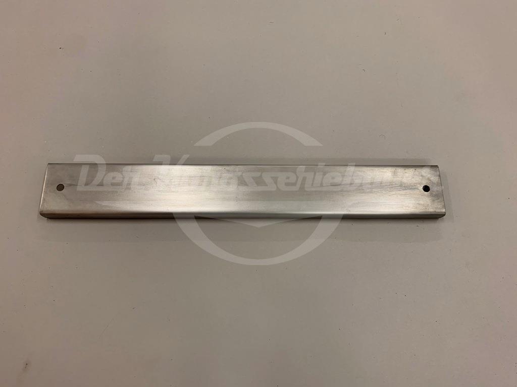Stoßstangenmittelstück vorn 170Vb, Db, S-D, S-V