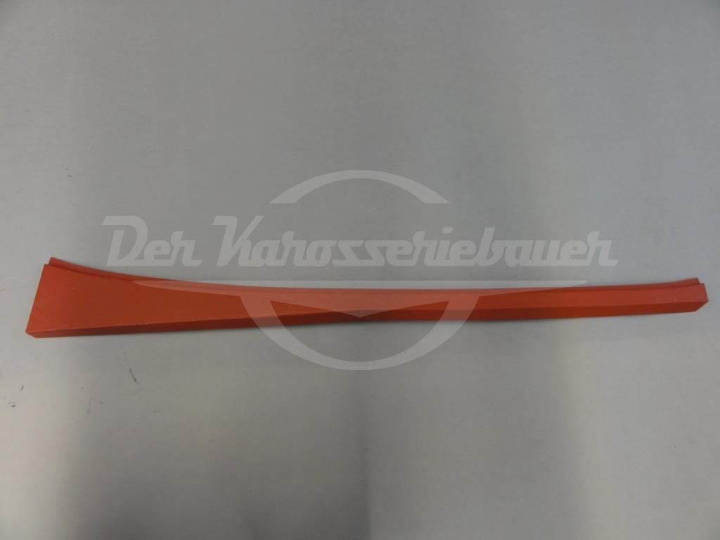 Einstiegsverkleidungsblech links 170SCA; 220CA ohne Kante